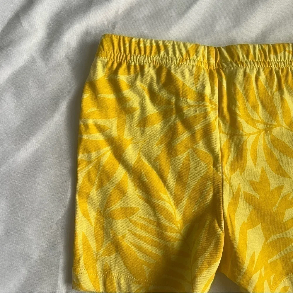 NWT Baby Gap Yellow Floral Print Pull On Shorts Size 12-18 Months